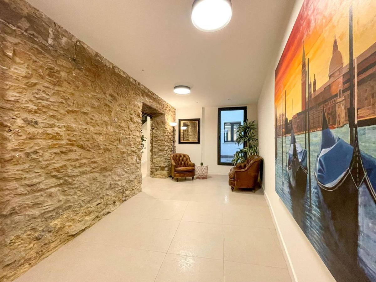Hotel San Isidoro Coliving Oviedo Zewnętrze zdjęcie